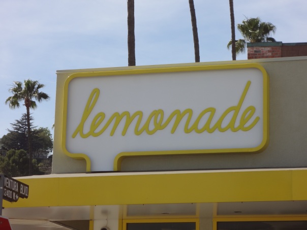 LemonadeStudioCity_Signage